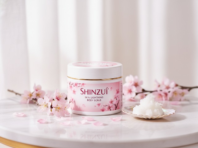Bpom (90)NA18150700288(91)210223 Shinzu'i Skin Lightening Body Scrub With Sakura